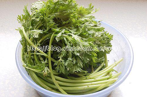 凉拌茼蒿的做法